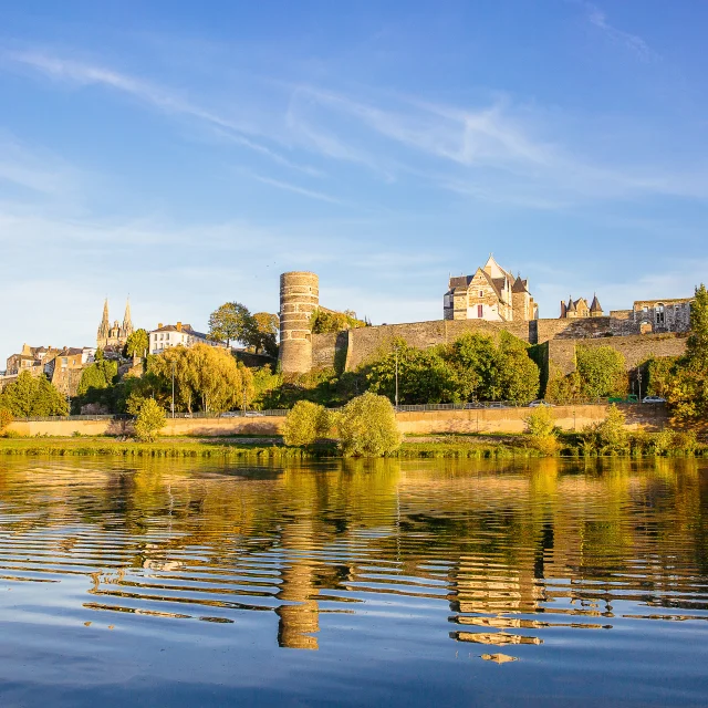 Angers Au Bord De Maine Copyright Les Conteurs Destination Angers 4240