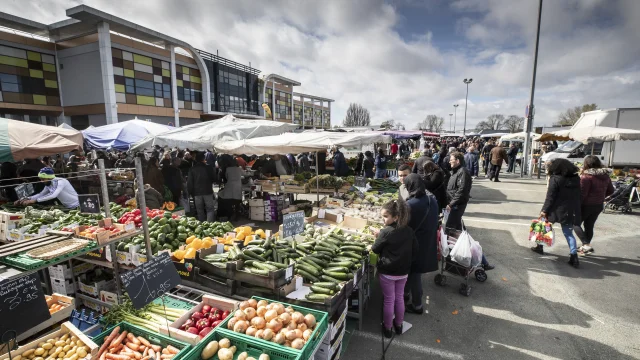 Marché Monplaisir Doyenné à Angers