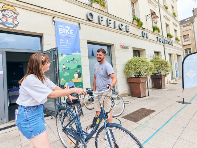 Conciergerie Velo Office De Tourisme Alexandre Lamoureux Destination Angers