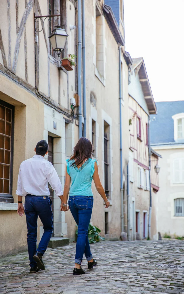 Paseo por la ciudad histórica de Anjou