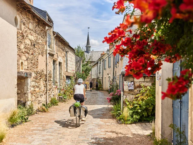 Cycling in Béhuard