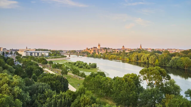 Vue Sur Angers Alexandre Lamoureux Destination Angers