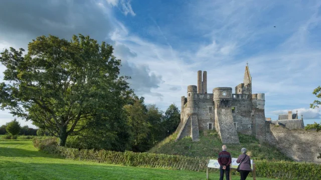 Chateau Du Plessis Mace Bertrand Bechard Destination Angers