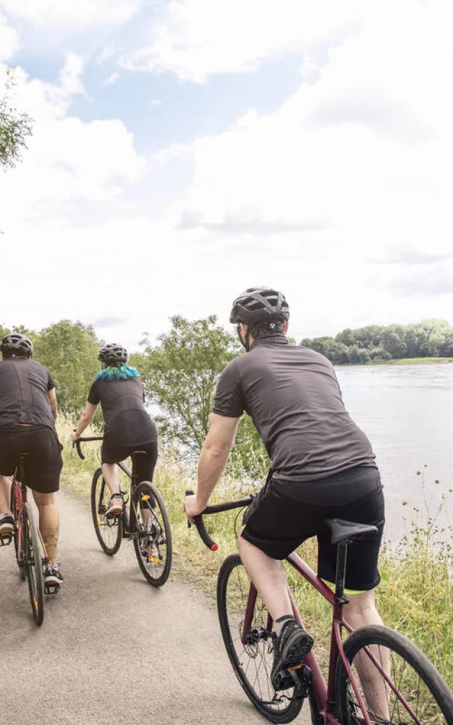 Gravel outing on the banks of the Loire