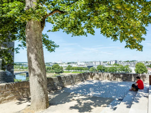 Vue Depuis La Promenade Du Bout Du Monde Angers D Mouraud Destination Angers