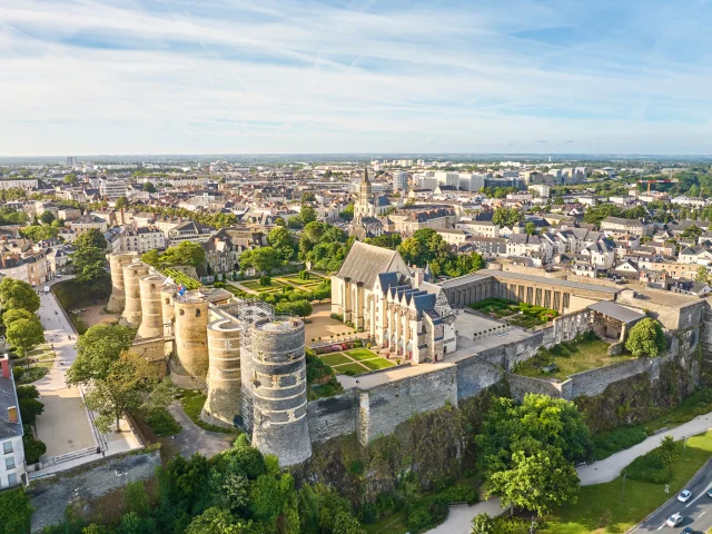 Vue aérienne du château d'Angers