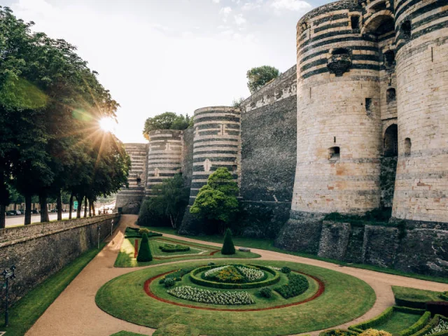 Remparts Chateau Dangers