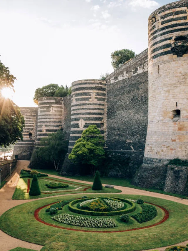 Remparts Chateau Dangers