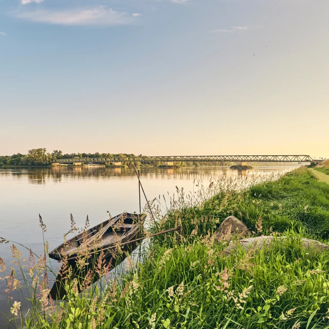 Sunset on the banks of the Loire