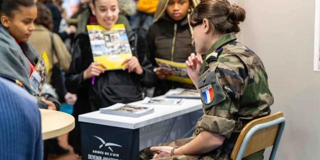 Forum De L Orientation 2019 Stands Armee Defense Gendarmerie Police Copyright Dorothee Mouraud Destination Angers Destination Angers 8242