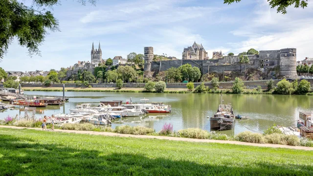 Vue Sur Le Chateau D Angers Et La Cathedrale Copyright Dorothee Mouraud Destination Angers Destination Angers 9831 1920px