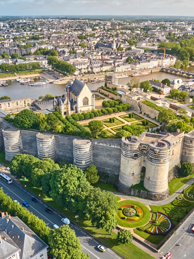 Plan large château d'Angers vue du dessus