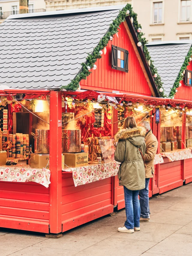 Christmas chalets in Place du Ralliement