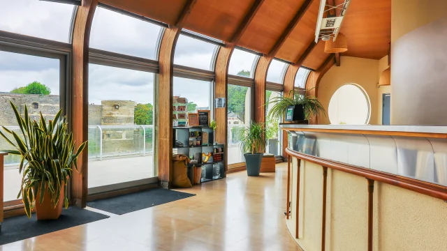 La Terrasse lieu de réception Angers avec vue sur le chateau