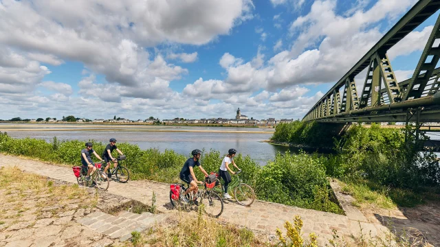 Cyclist along the Loire à Vélo