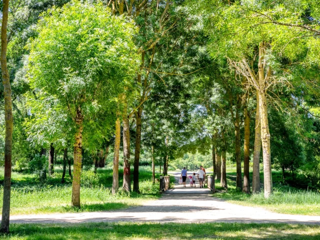 Balade au parc Balzac en famille