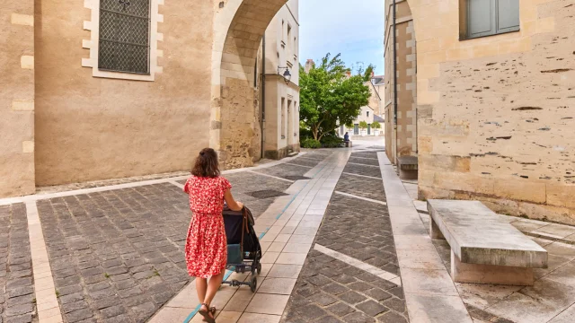 Place Saint Eloi A Lamoureux