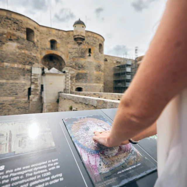 Lutrin Patrimonial Accessibilite Alexandre Lamoureux Destination Angers