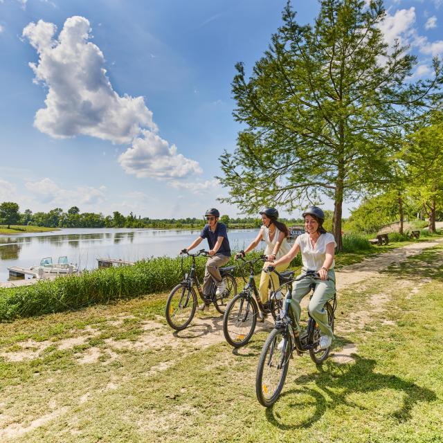 Balade à vélo en bord de rivière