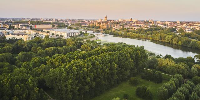 Angers, vue aérienne depuis le parc Balzac